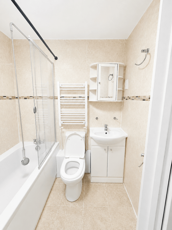 Property photo 2 of 4 Bathroom