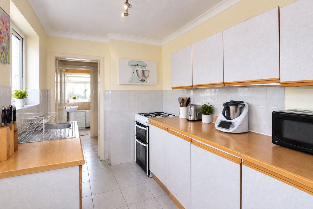Property photo 2 of 15 Picture No. 22