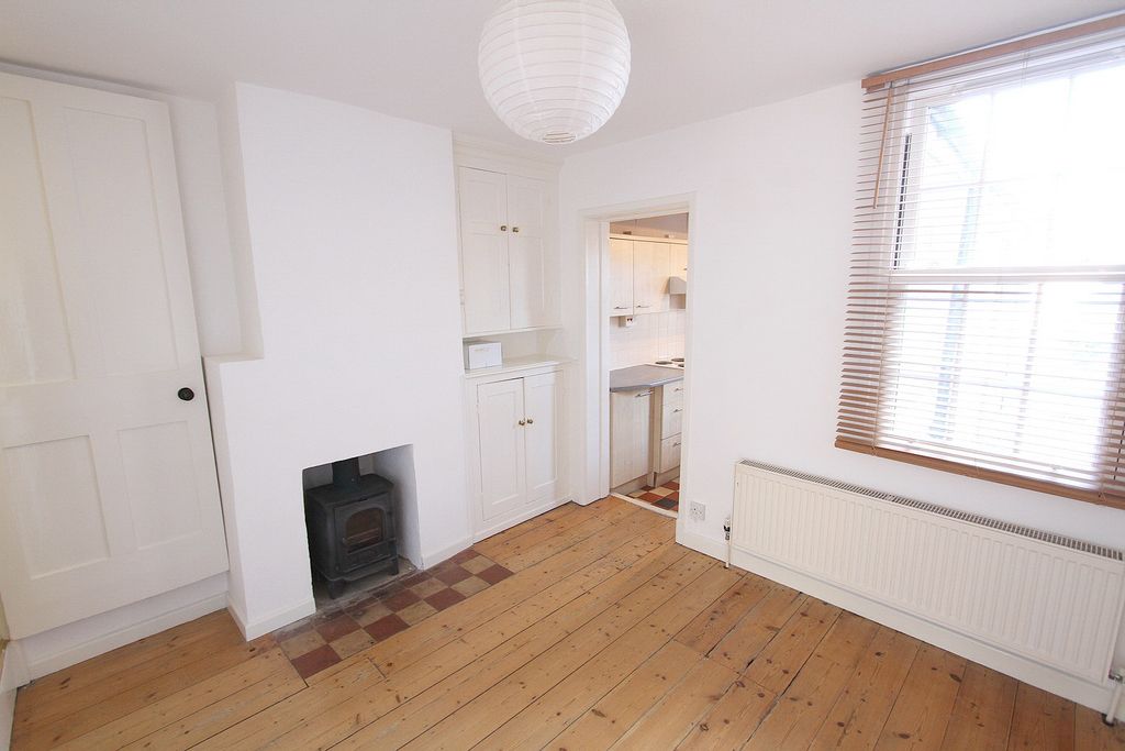 Property photo 3 of 7 Dining Room