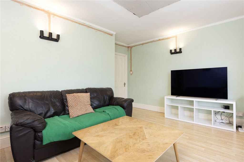 Property photo 2 of 8 Picture No. 03