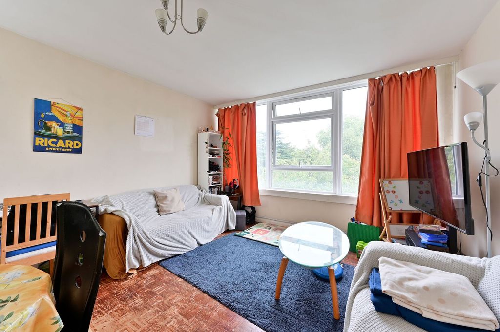 Property photo 2 of 15