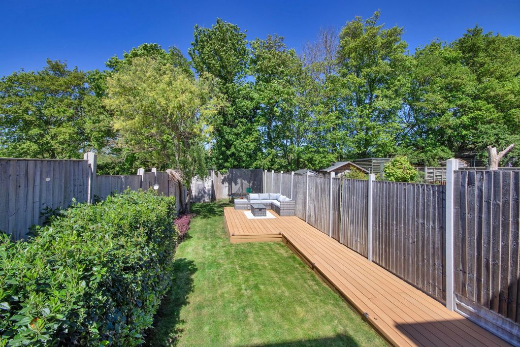 Property photo 3 of 16