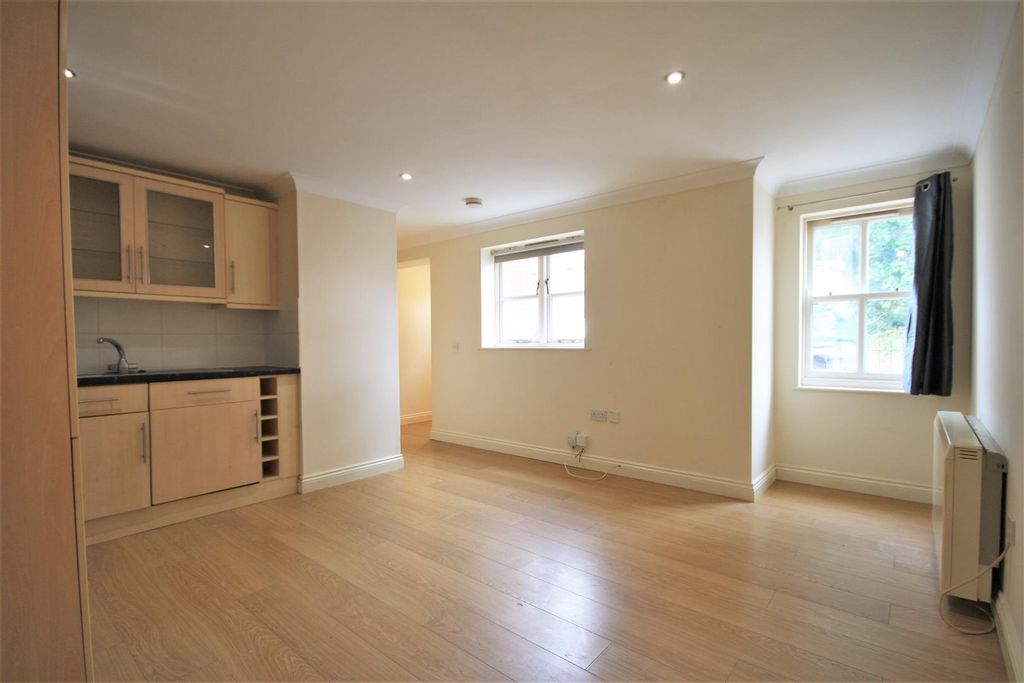 Property photo 3 of 6 Img_3823.Jpg