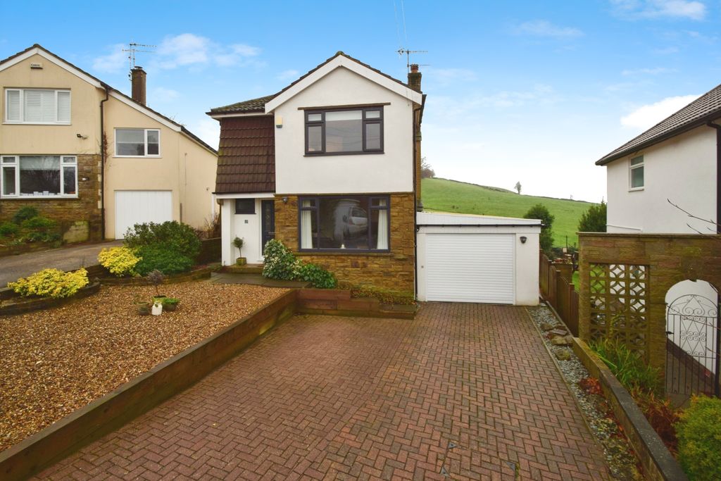 Property photo 1 of 29