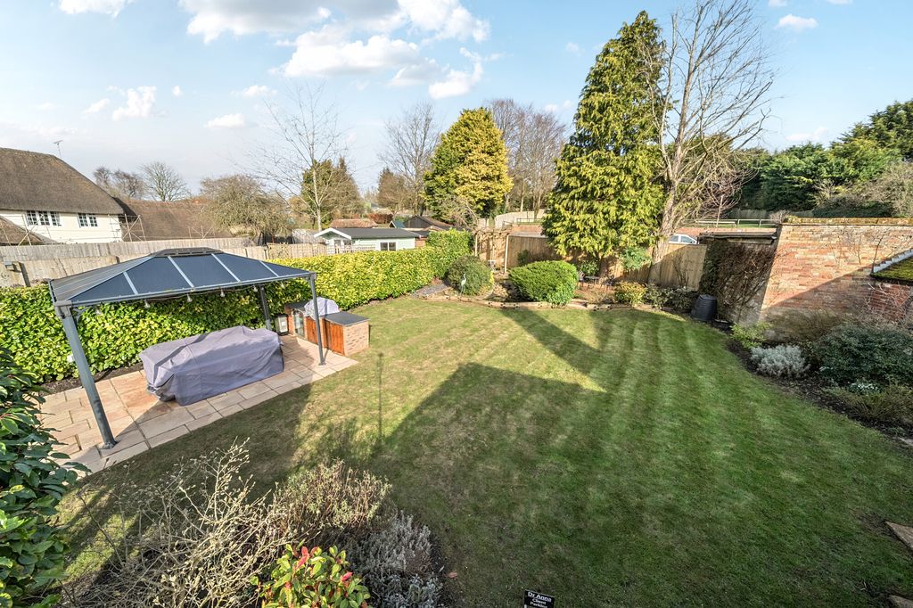 Property photo 3 of 22