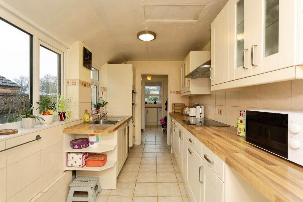 Property photo 2 of 18 Pbox-Img.Jpg