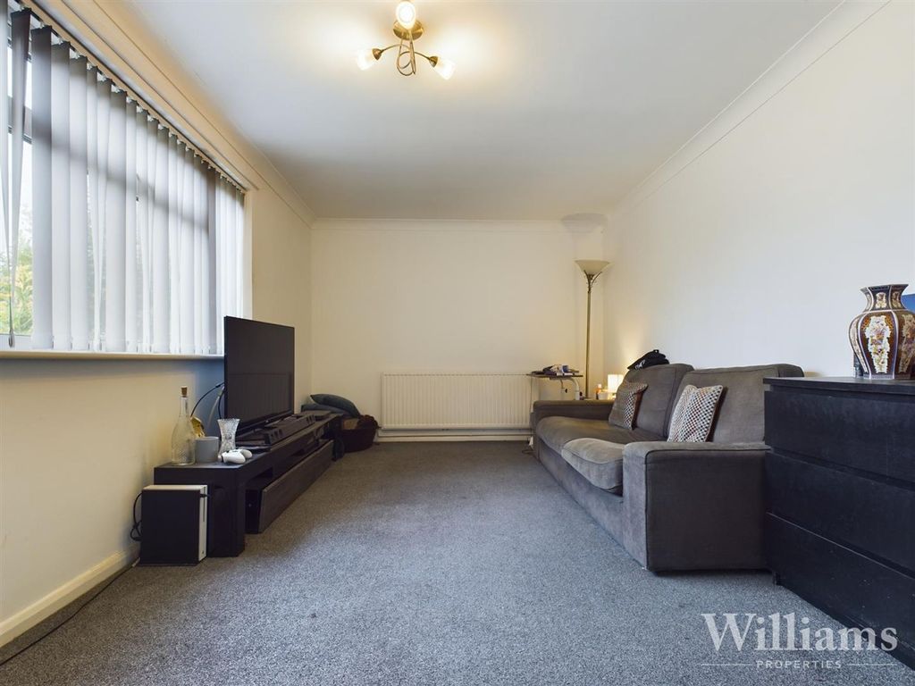 Property photo 2 of 14 Cam02962G0-Pr0190-Still005.Jpg