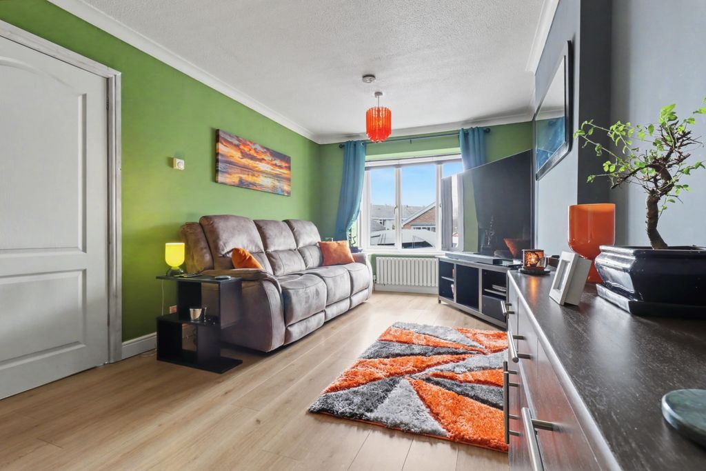 Property photo 2 of 14 3- Ryan Clarke Ewemove Wakefield