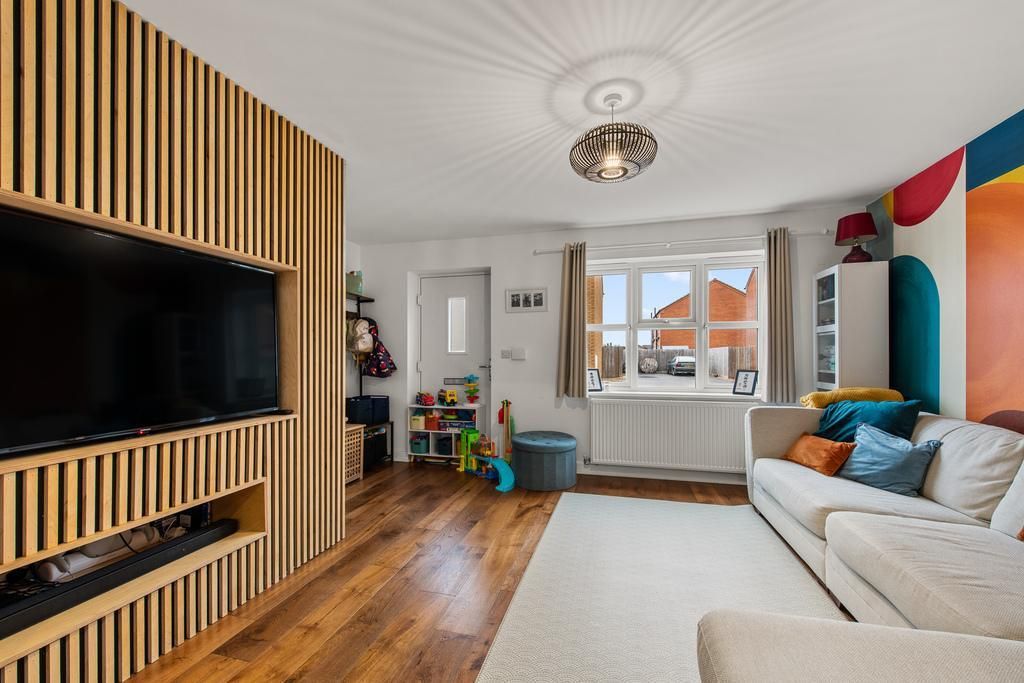 Property photo 2 of 16 Photo 2