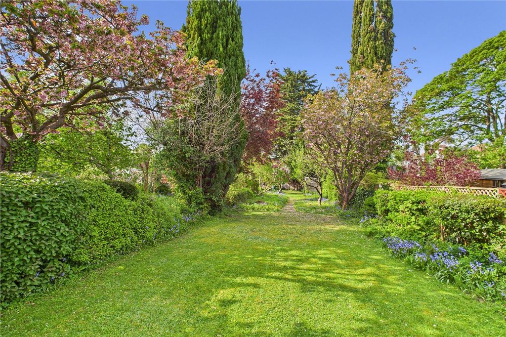 Property photo 3 of 26