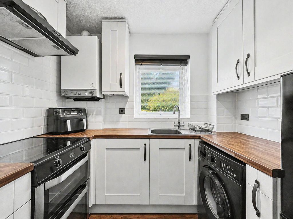 Property photo 3 of 15 Picture No. 10