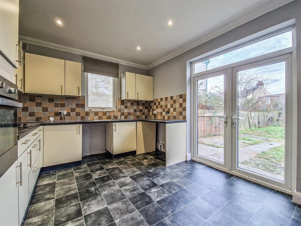 Property photo 2 of 9 Kitchen/Diner