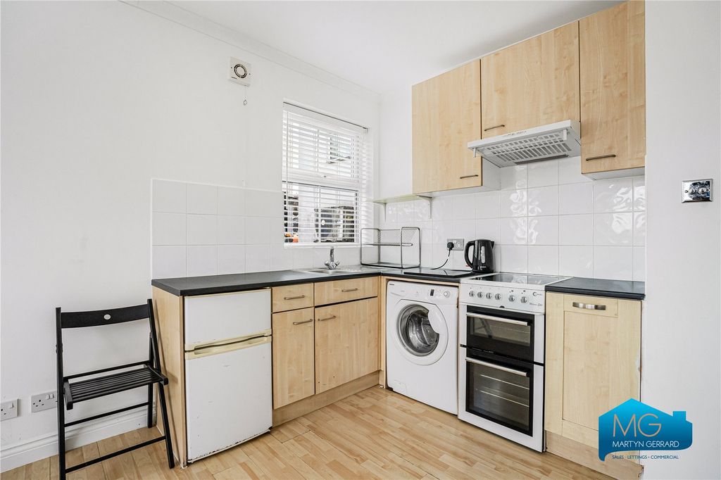 Property photo 3 of 10 Picture No. 09