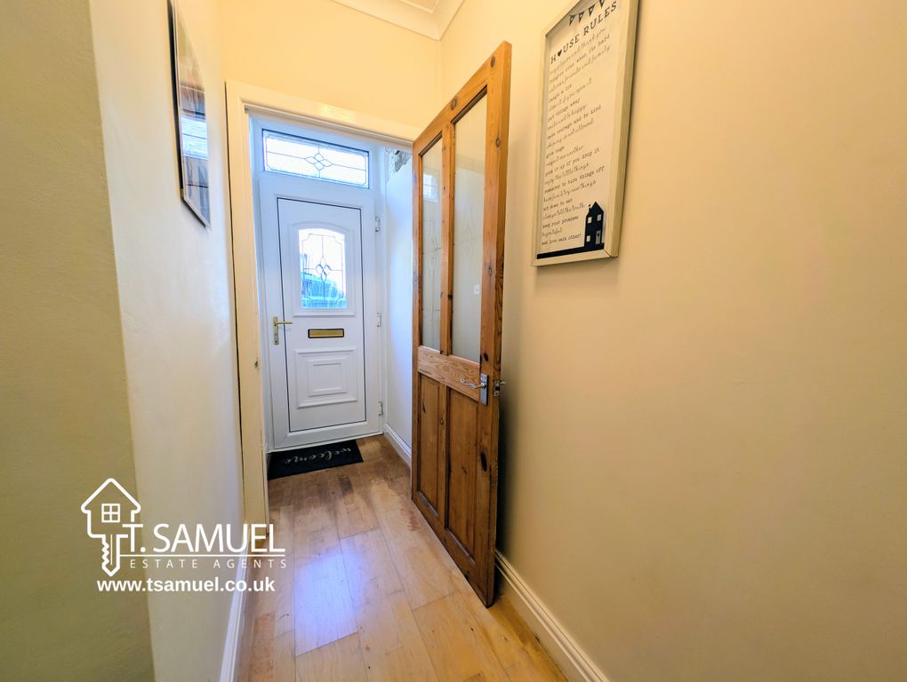 Property photo 2 of 29 Hallway