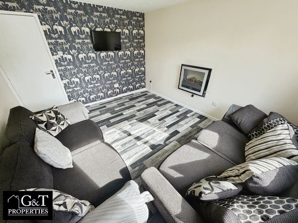 Property photo 3 of 10 Reception Room