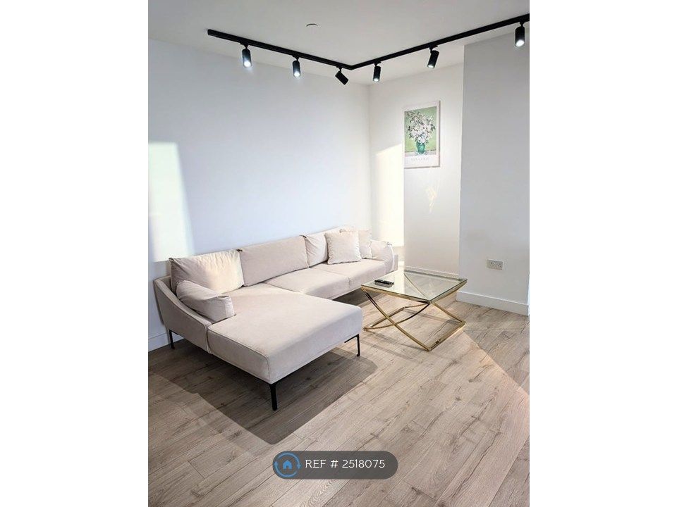 Property photo 3 of 23