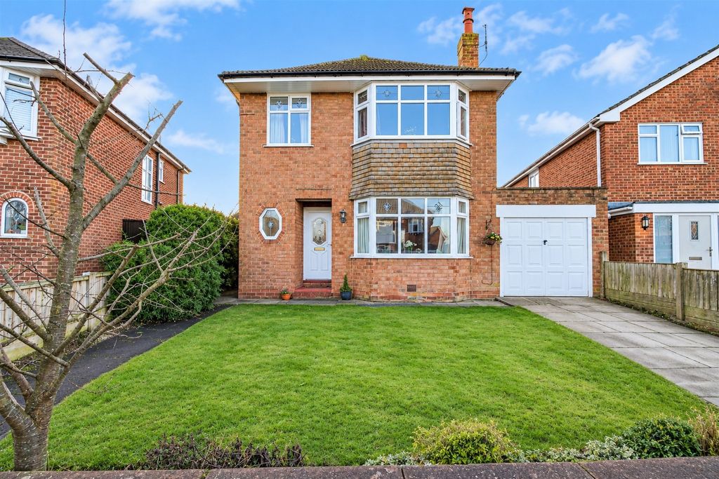 Property photo 1 of 14 5260150