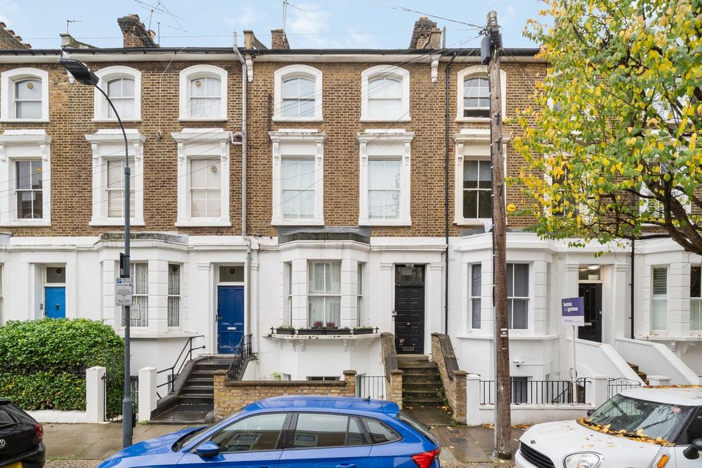 Property photo 2 of 6