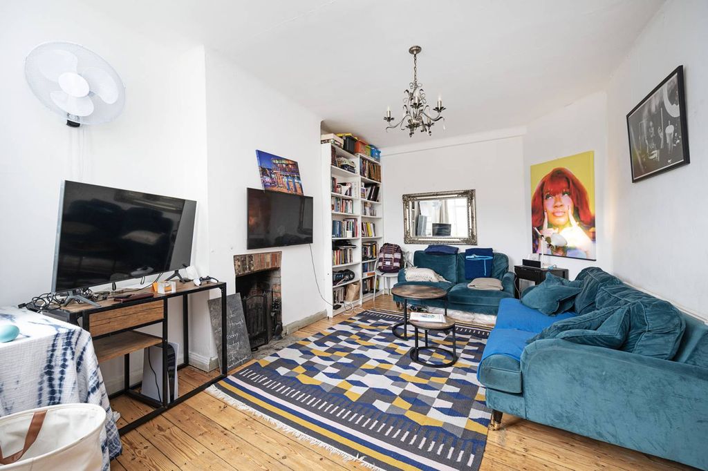 Property photo 1 of 10