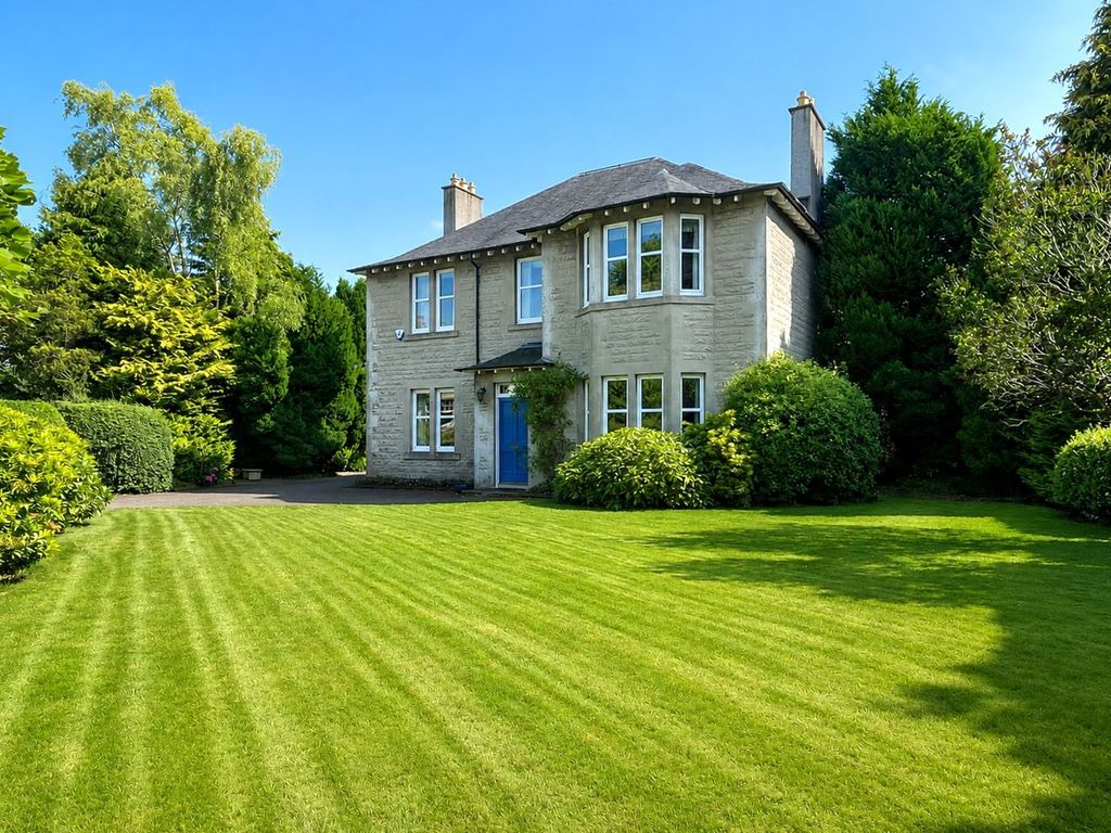 Property photo 1 of 46