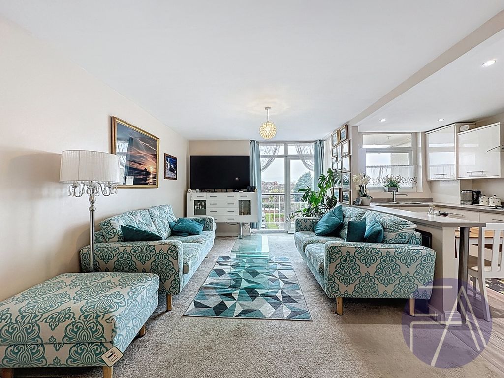 Property photo 2 of 20 5022442