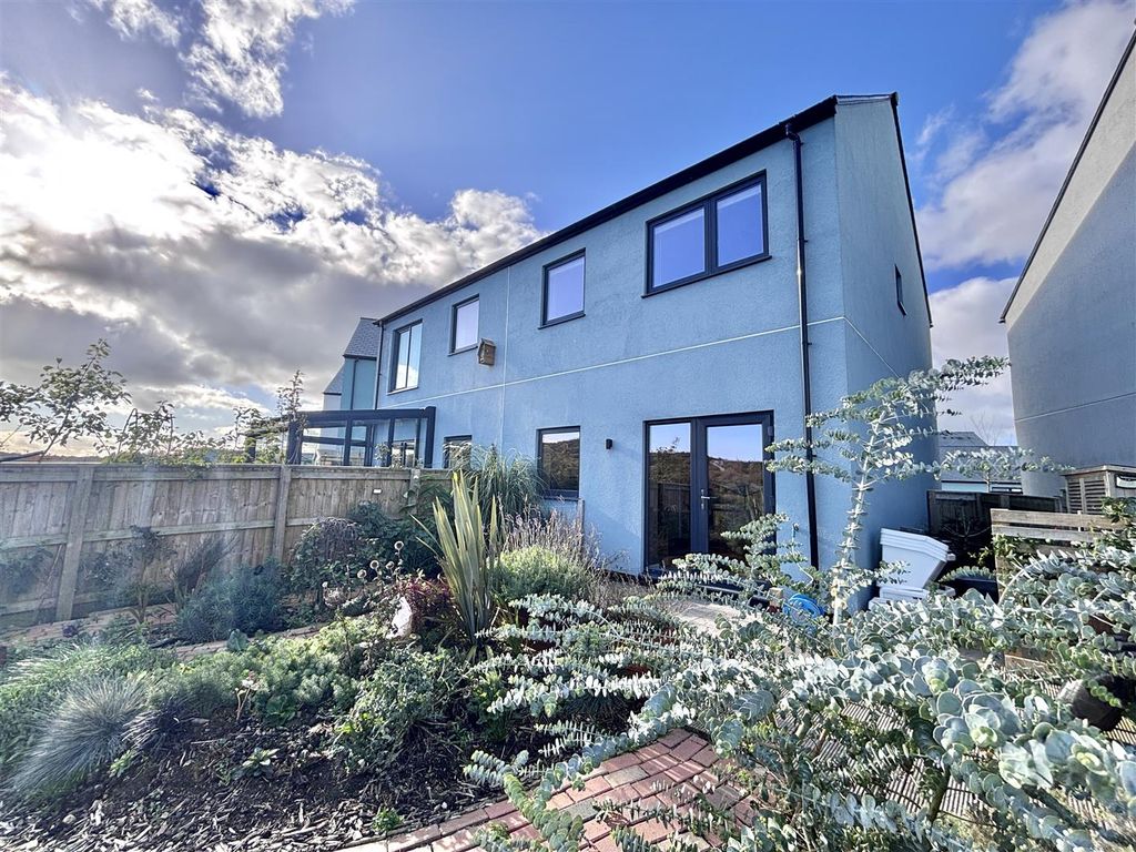 Property photo 3 of 18 20251025_133722728_Ios.Jpg