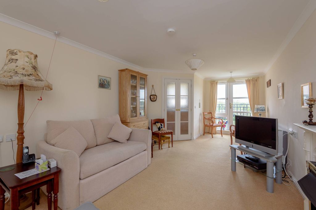 Property photo 3 of 16 Property Image 3