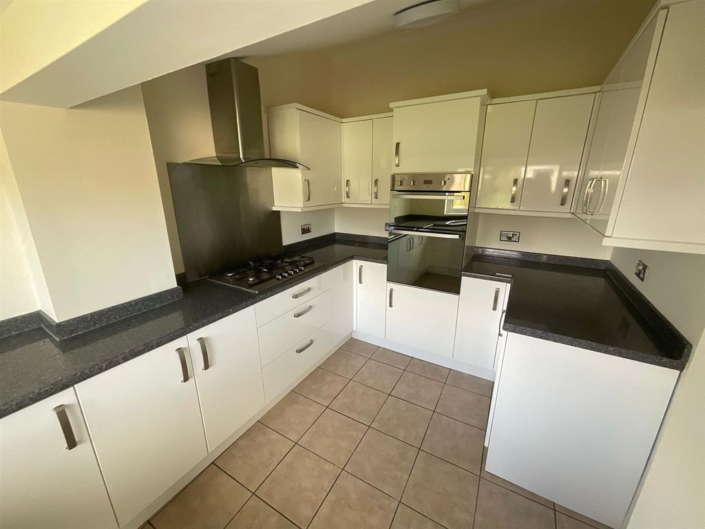 Property photo 3 of 16 2.Jpg