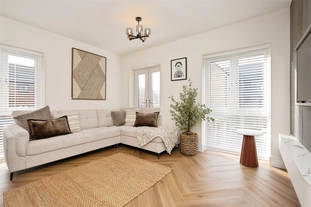 Property photo 1 of 13 Picture No. 02