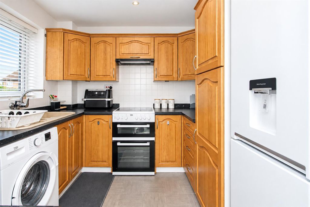 Property photo 3 of 9 H8.Png