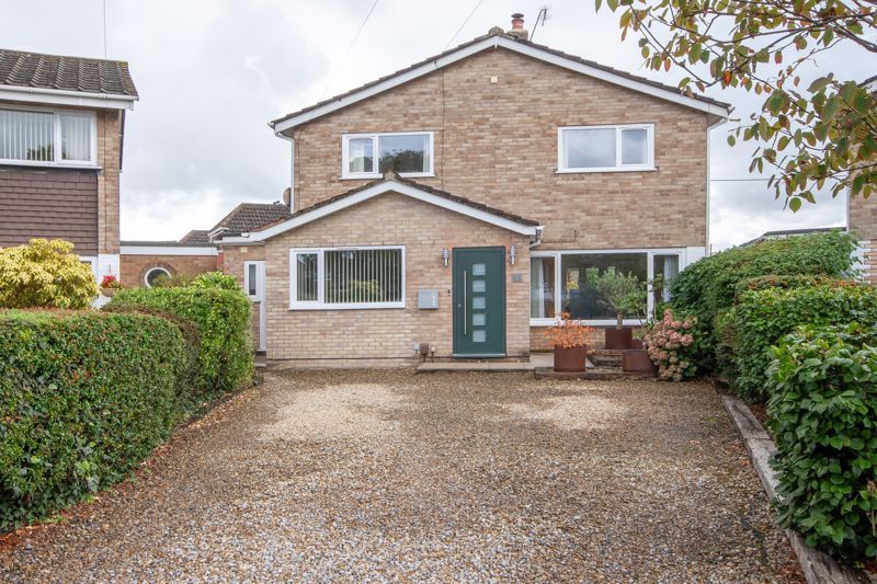 Property photo 1 of 18 External