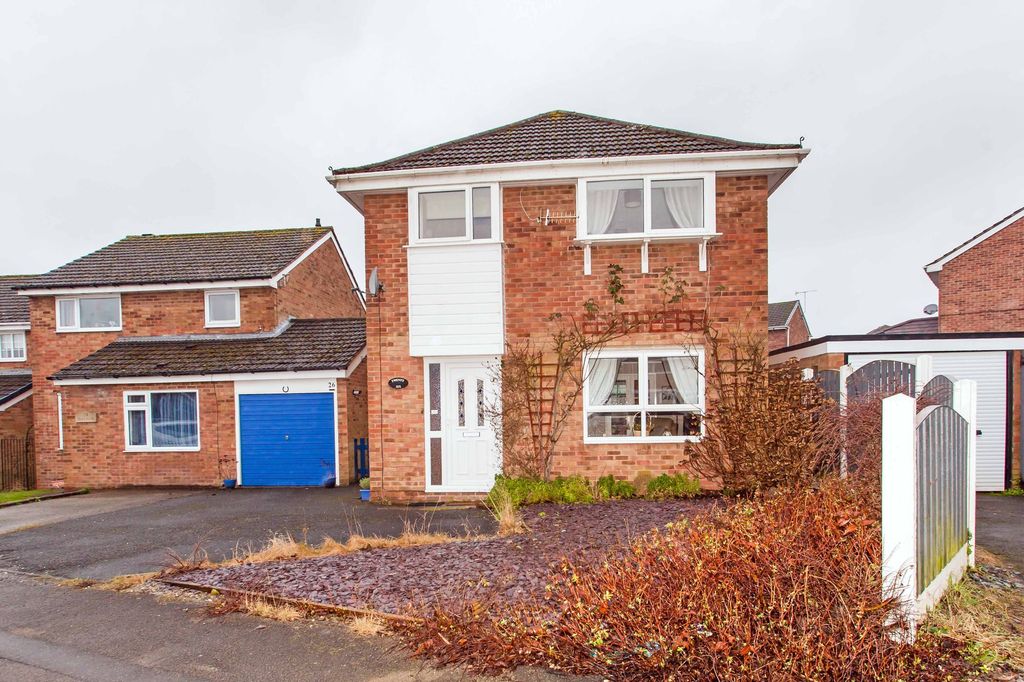 Property photo 1 of 28