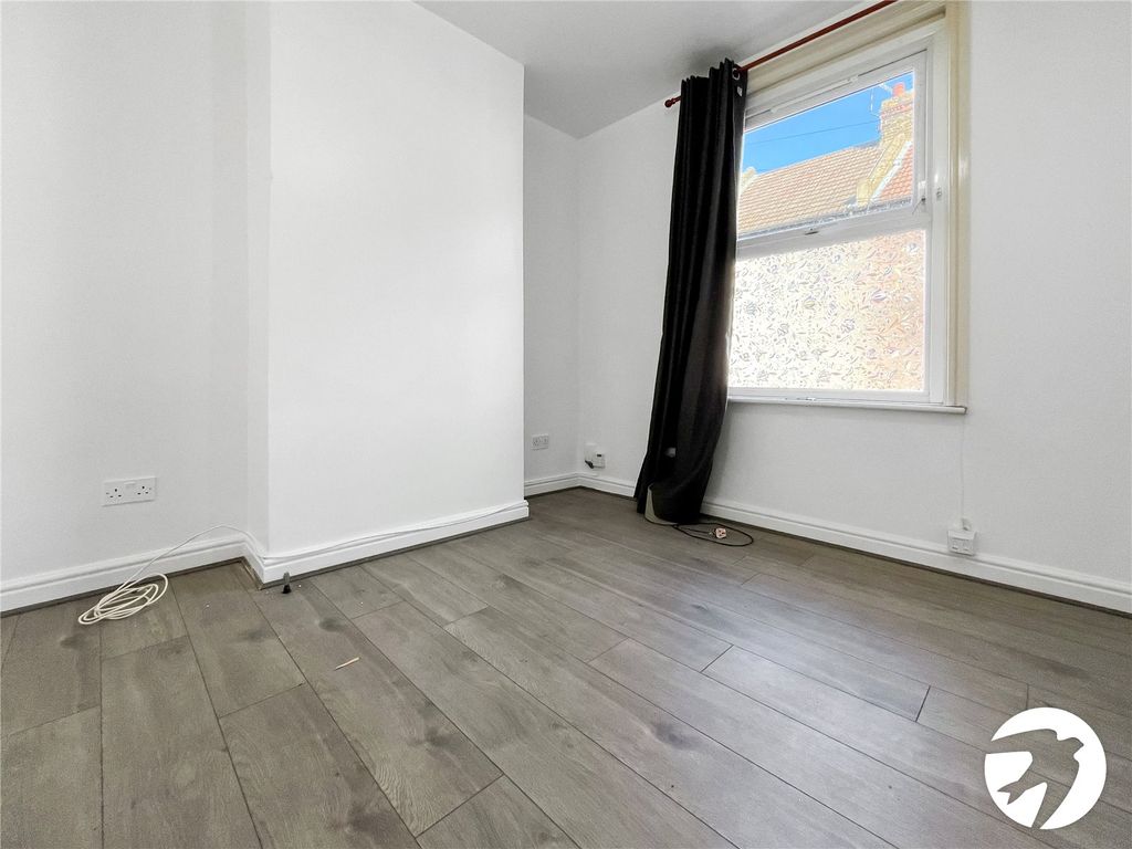 Property photo 3 of 11 Picture No. 07