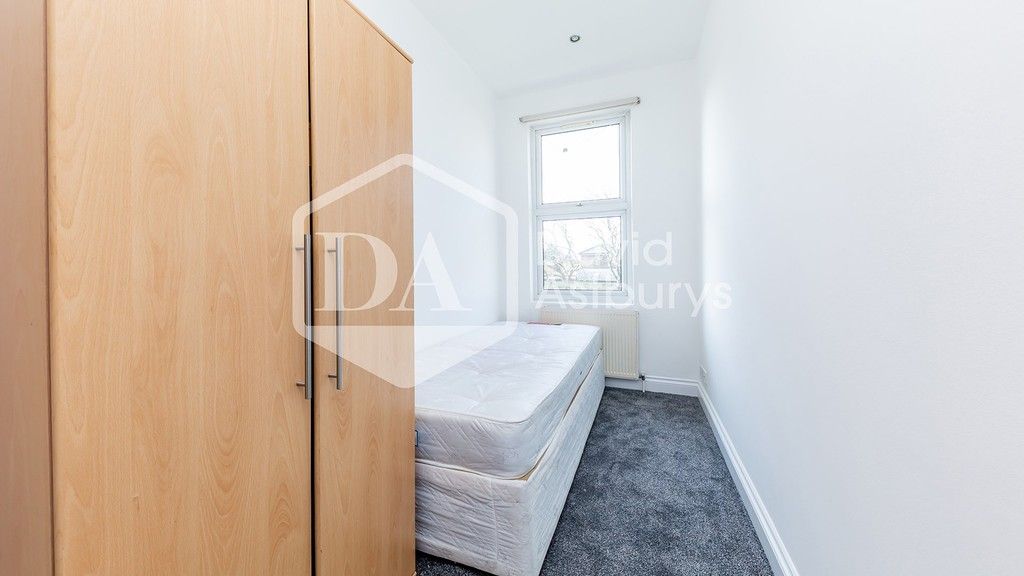 Property photo 2 of 3