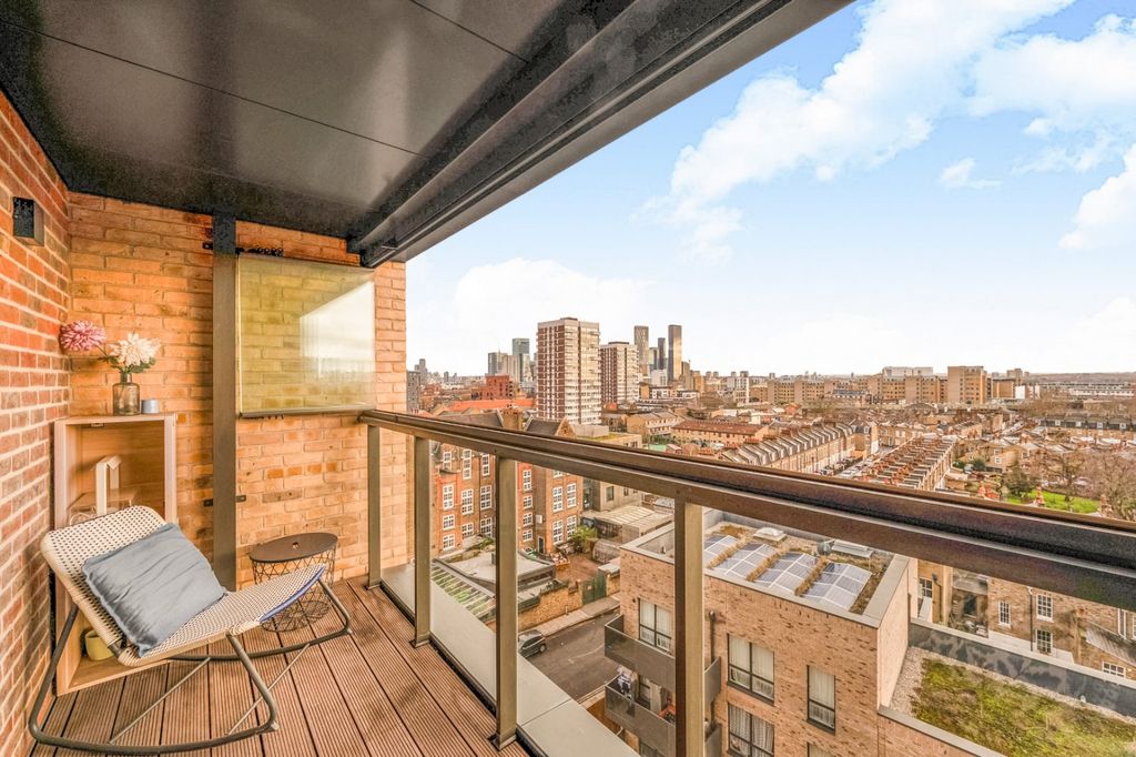 Property photo 3 of 16