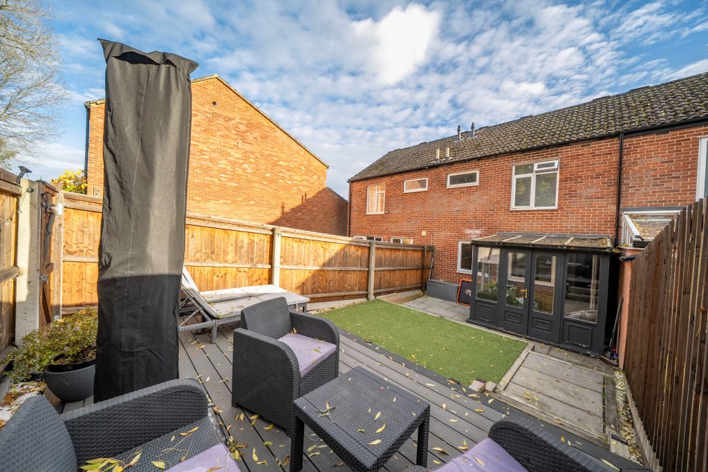 Property photo 2 of 21