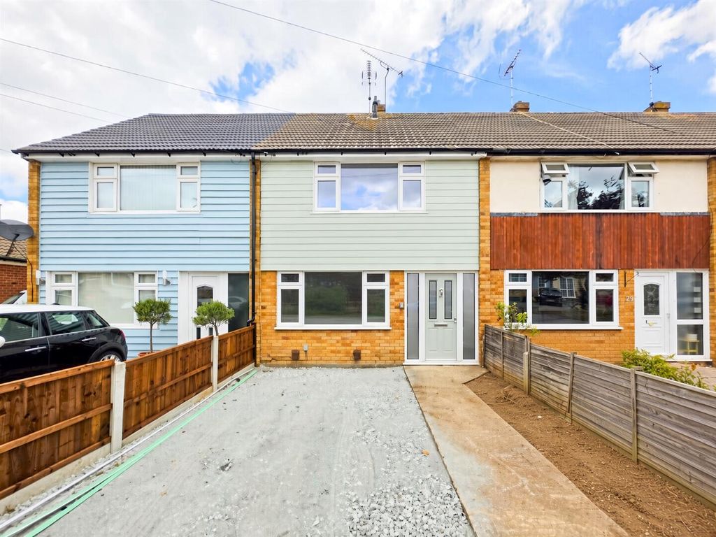 Property photo 1 of 12 Front