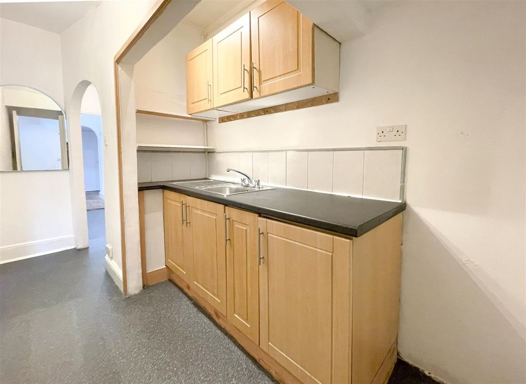 Property photo 2 of 14 Kitchen/ Preparation Area