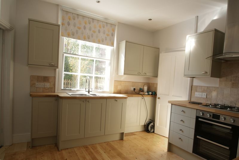 Property photo 3 of 9 Photo 5