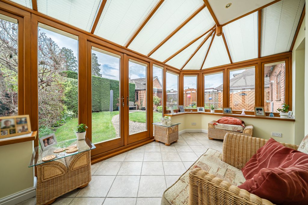 Property photo 3 of 16 1442111-8-69d7F3155F3Ae