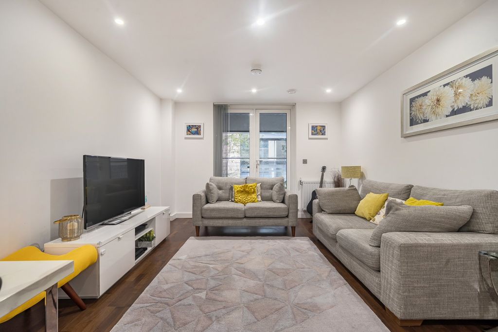 Property photo 3 of 15 Picture No. 20