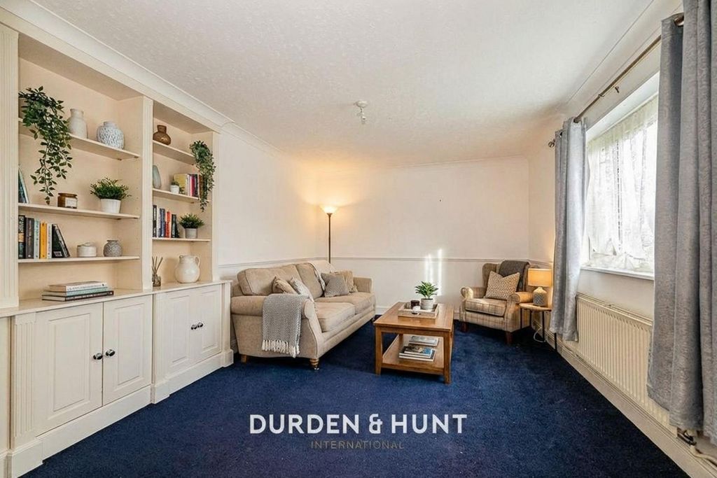 Property photo 2 of 13 Brocket 4.Jpg