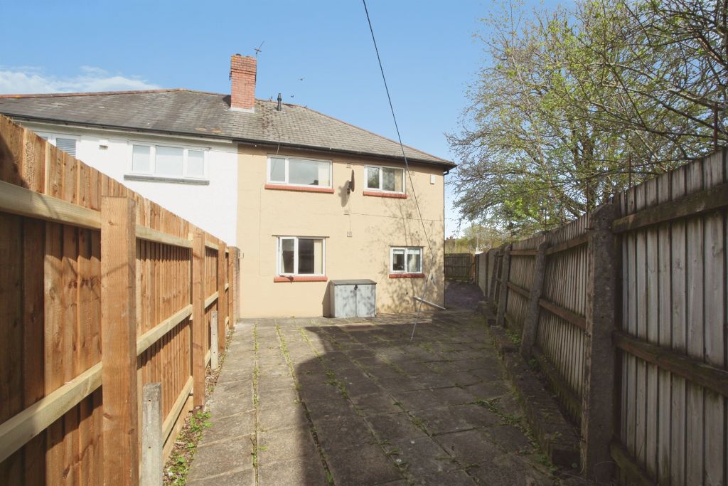 Property photo 2 of 19