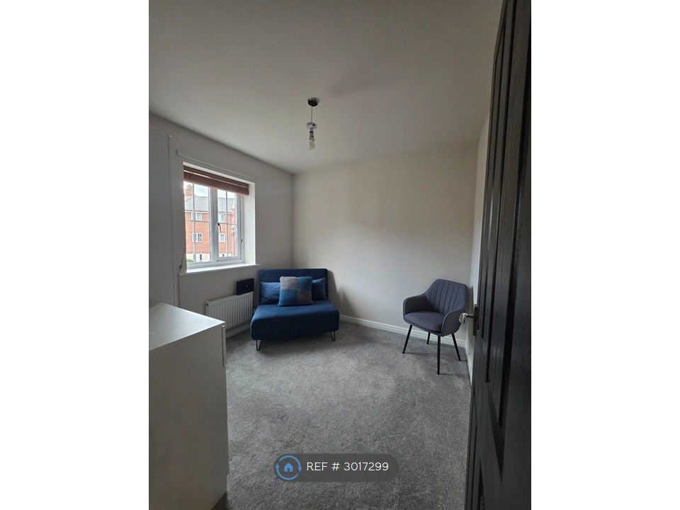 Property photo 3 of 6