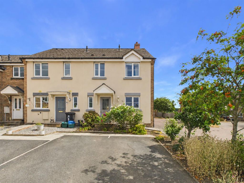Property photo 1 of 23