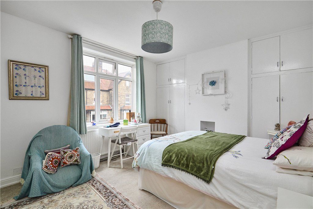 Property photo 3 of 15 Bedroom