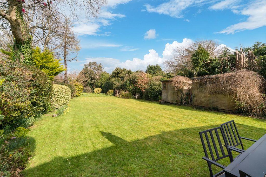 Property photo 2 of 27 2073-008.Jpg