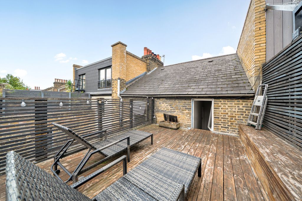 Property photo 3 of 15 1-6Aa9170d26Fa6-1...