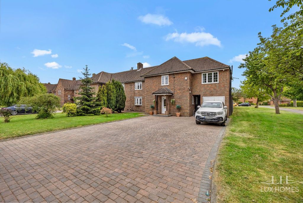 Property photo 1 of 29