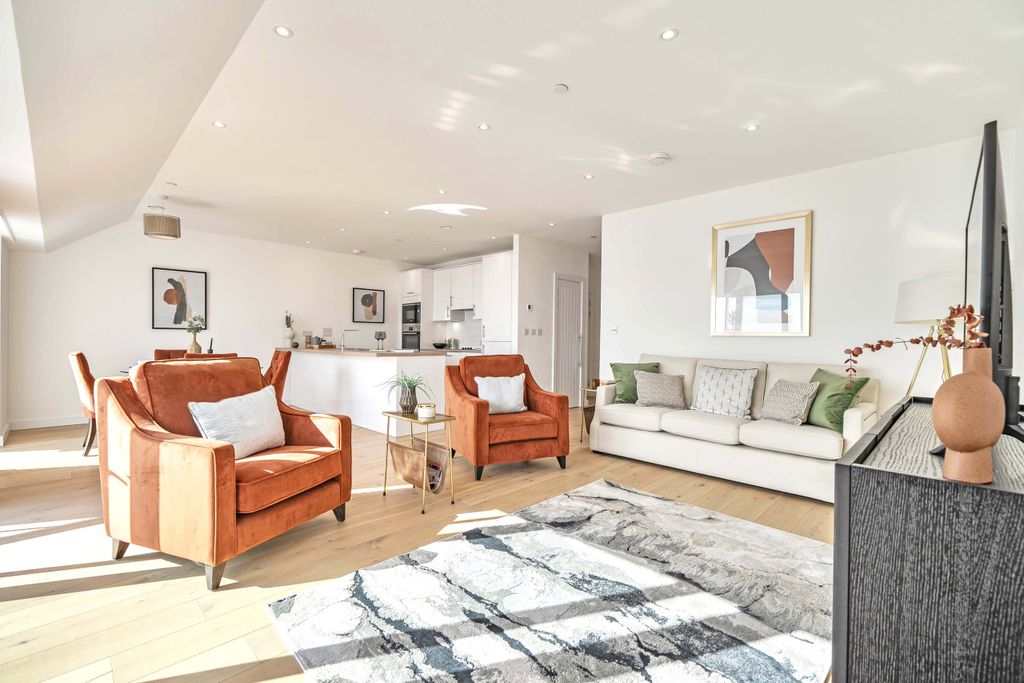 Property photo 3 of 12 Photo 3